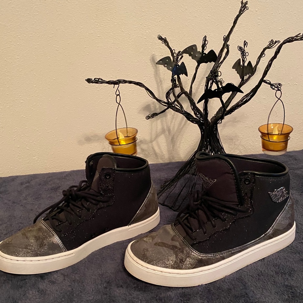 Nike Jordans Retro Jasmine Premium GS